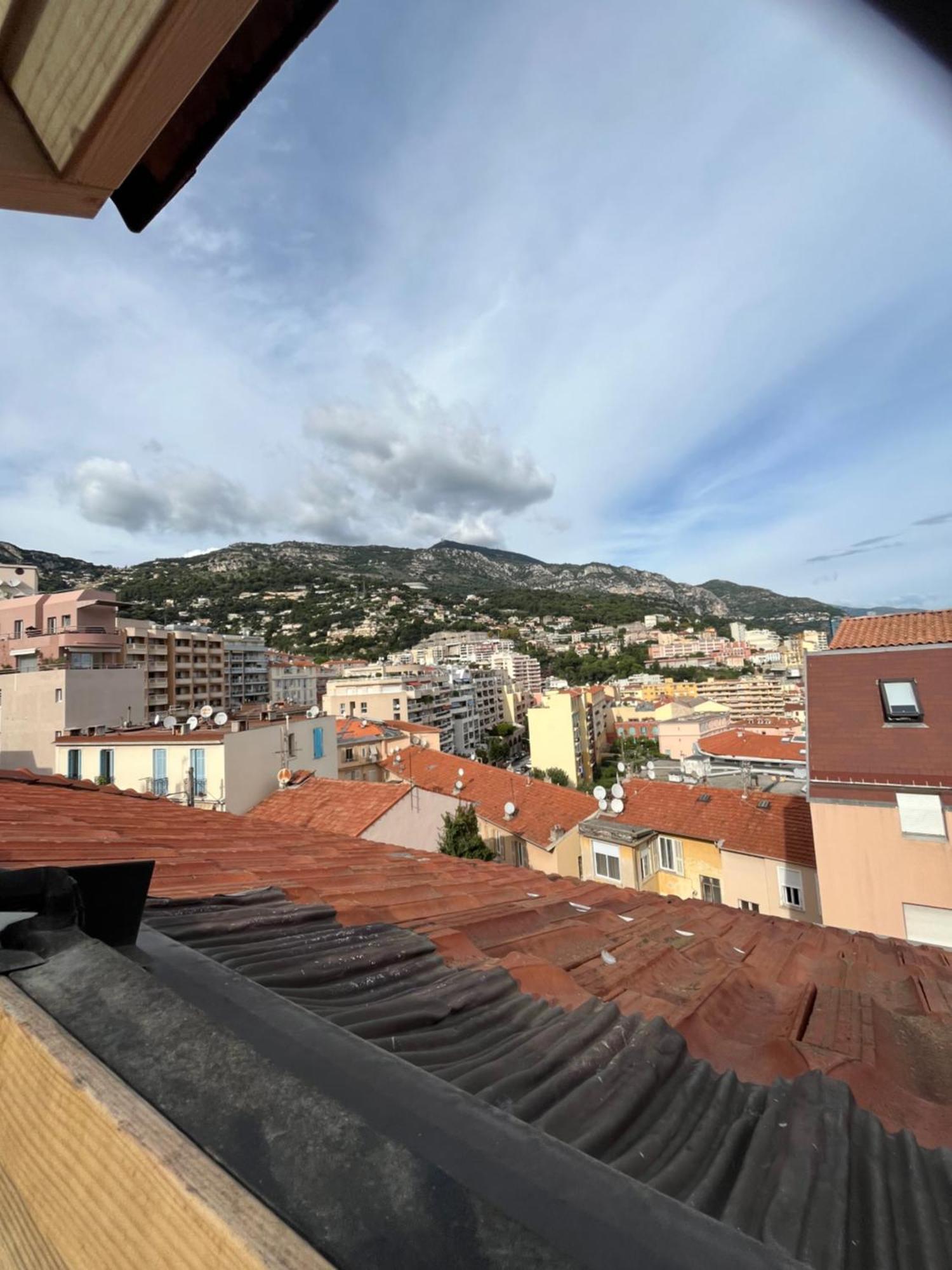 شقة Duplex A La Frontiere De Monaco بوزولي المظهر الخارجي الصورة
