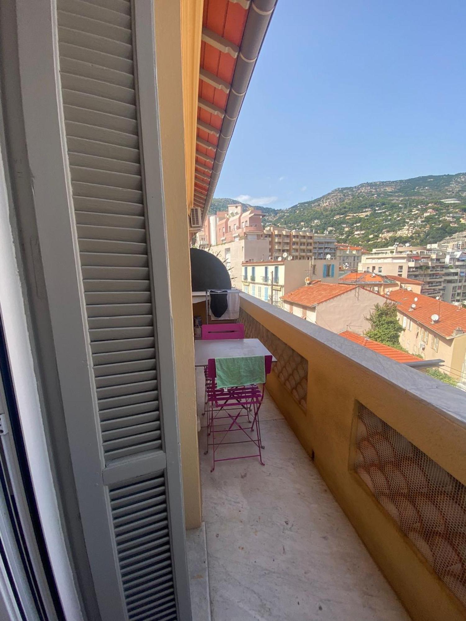 شقة Duplex A La Frontiere De Monaco بوزولي المظهر الخارجي الصورة